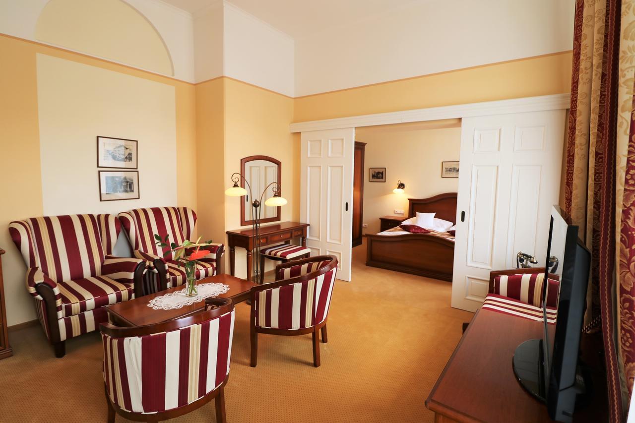 LD PALACE Bellaria Spa&Kur Františkovy Lázně Esterno foto